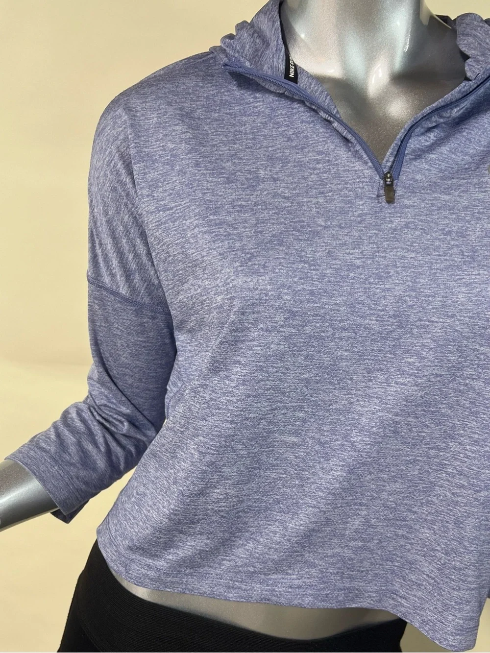 Nike Dri Fit Running Women’s Small Crop Hoodie Athletic Top Half Sleeve Blue